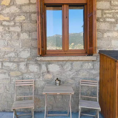 Studio Εftychia * Mesokhórion